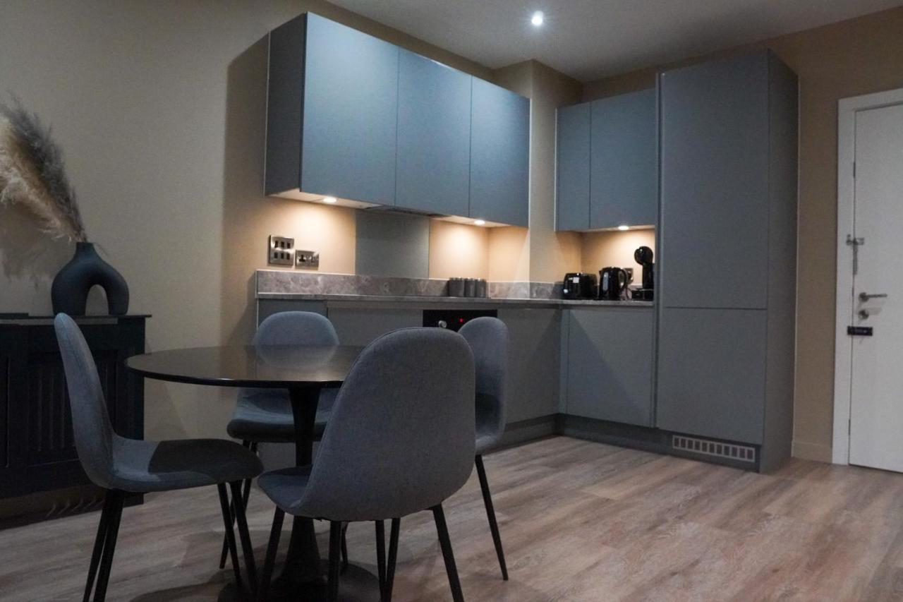 M1 Townhouse - Free Parking & *